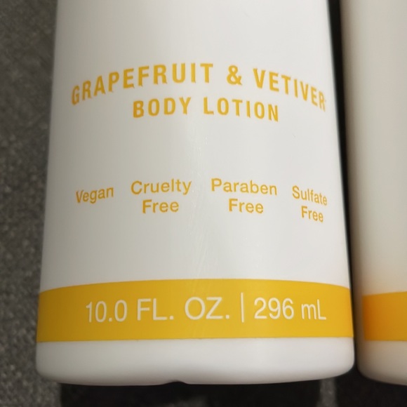 COPY - Simply Natural Scents Body Lotion - Picture 2 of 5